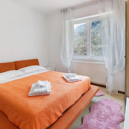Rosso Bernina Apartmán Tirano