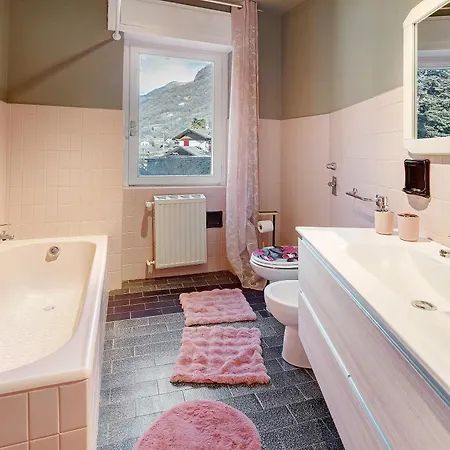 Rosso Bernina Apartmán Tirano